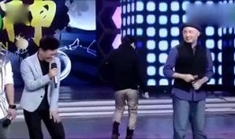 吃瓜的博主娱乐,吃瓜博主带你揭秘幕后真相